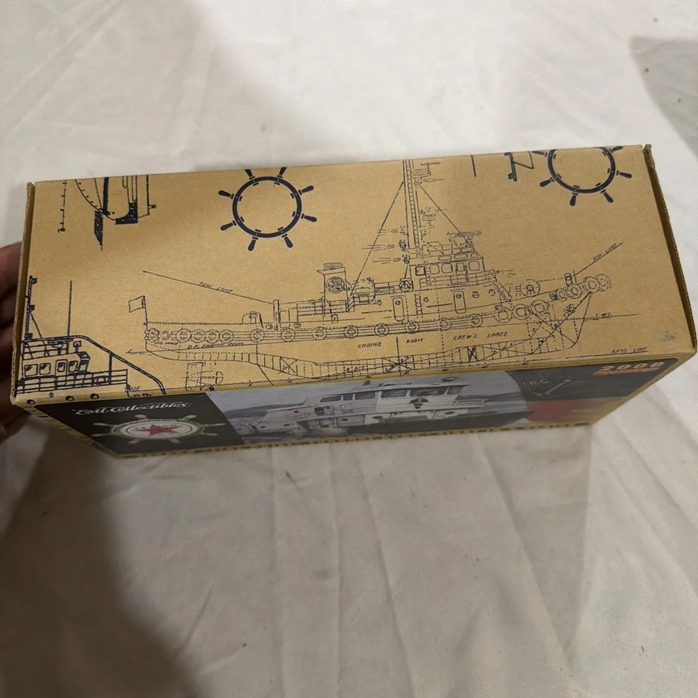 ERTL 2000 TEXACO FIRE CHIEF TUGBOAT DIECAST BANK MILLENNIUM 1ST EDITION, TOWBOAT